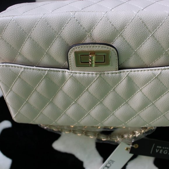 iSABEllE HAND BAGS - Picture 2 of 2